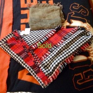 Scarf: NWOT Olive color.